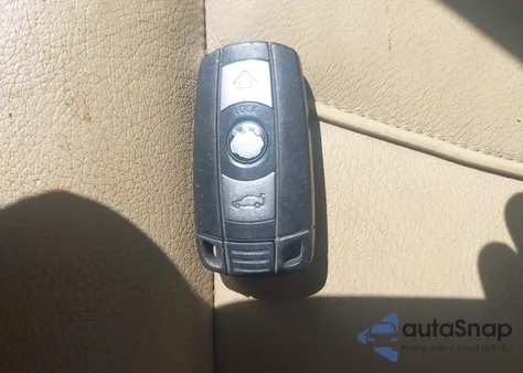 2006 BMW 325Xit from USA, damaged, VIN WBAVT13506KW23879